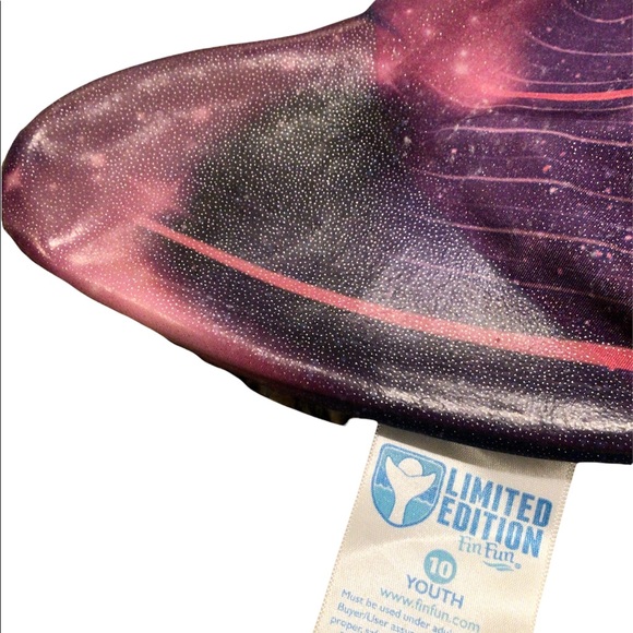 Mermaid tails - Picture 2 of 3